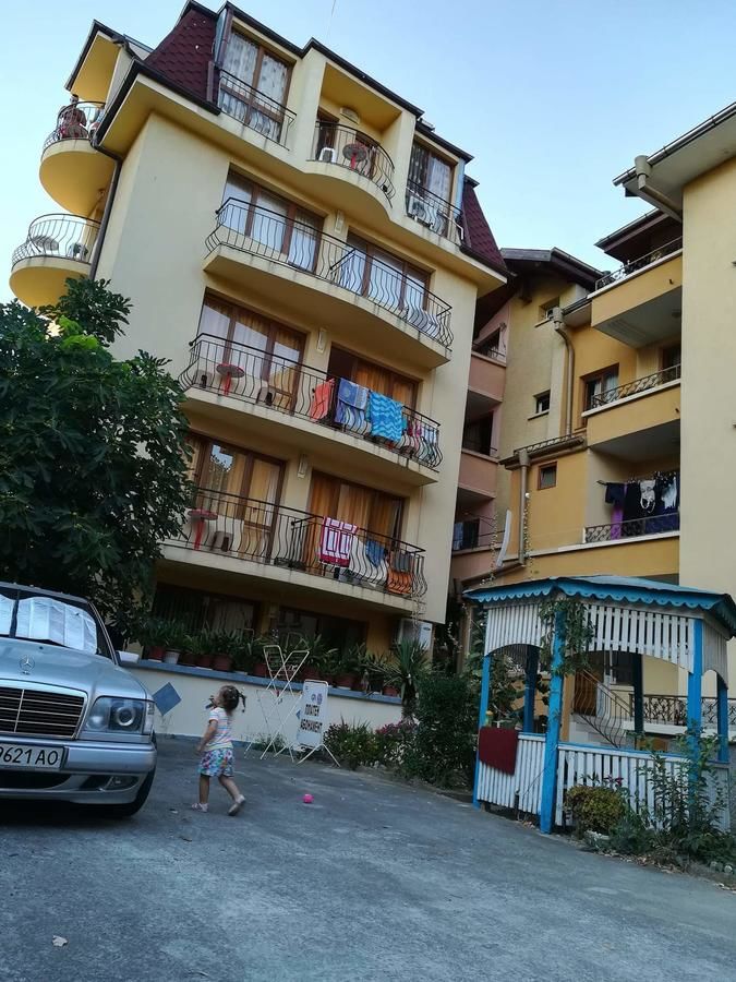 Гостевой дом Самостоятелни стаи Коста Кърлев Несебр-11