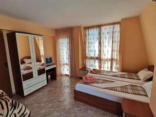 Гостевой дом Самостоятелни стаи Коста Кърлев Несебр-0